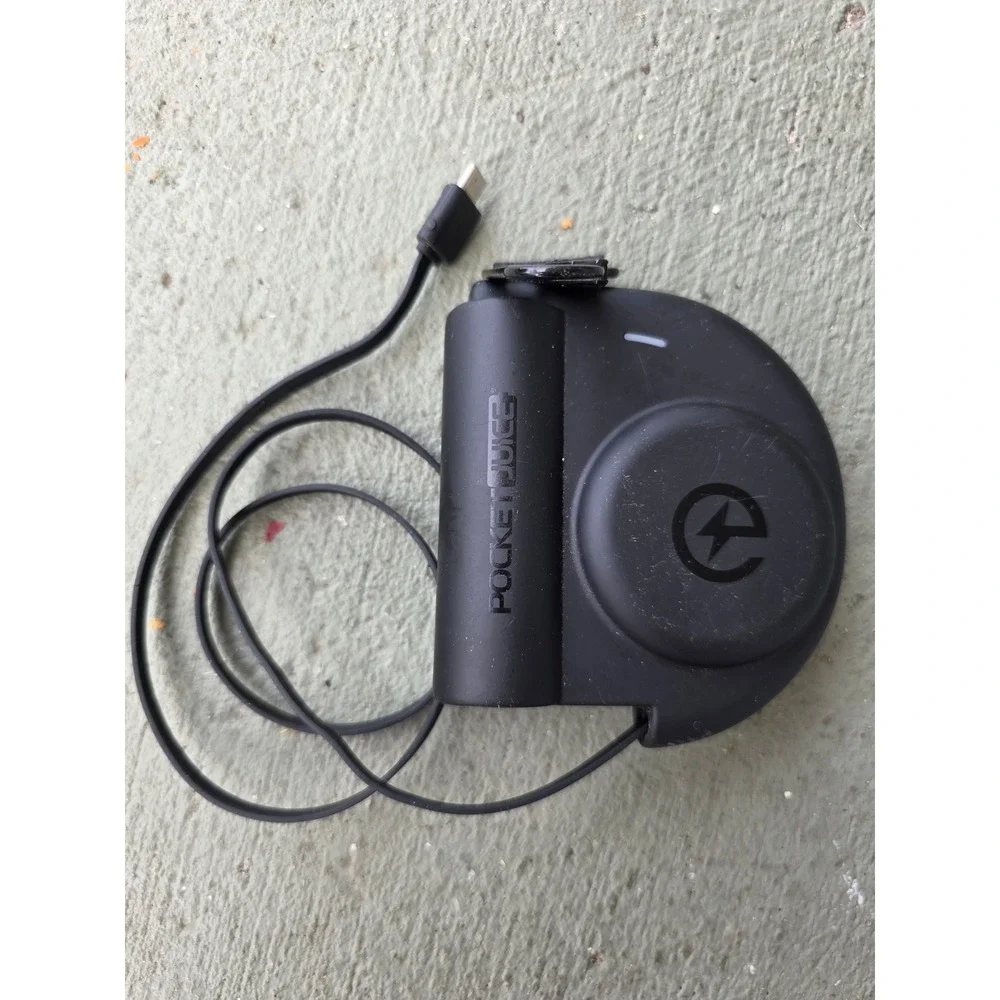 Pocket‎ Juice 5000mAh Portable Power Bank USB-C Built-in Cable Black 30123 Z1